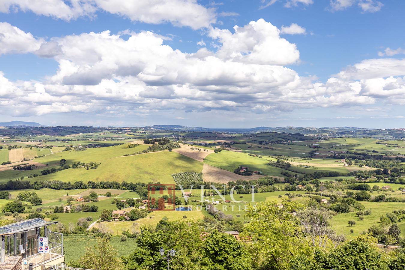 Elegante appartamento a Treia