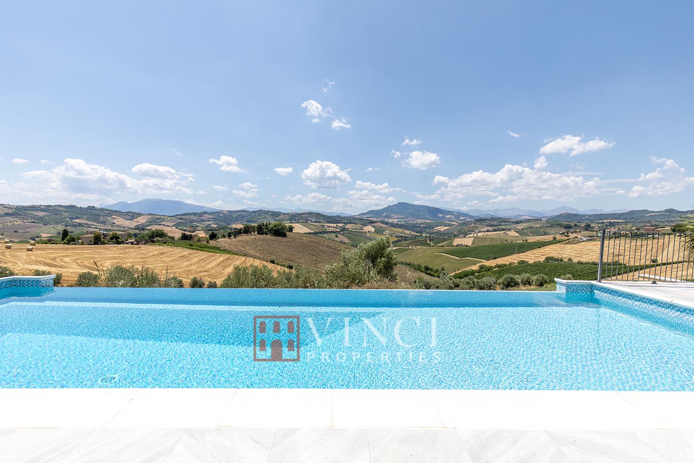 Casale Vista Infinita