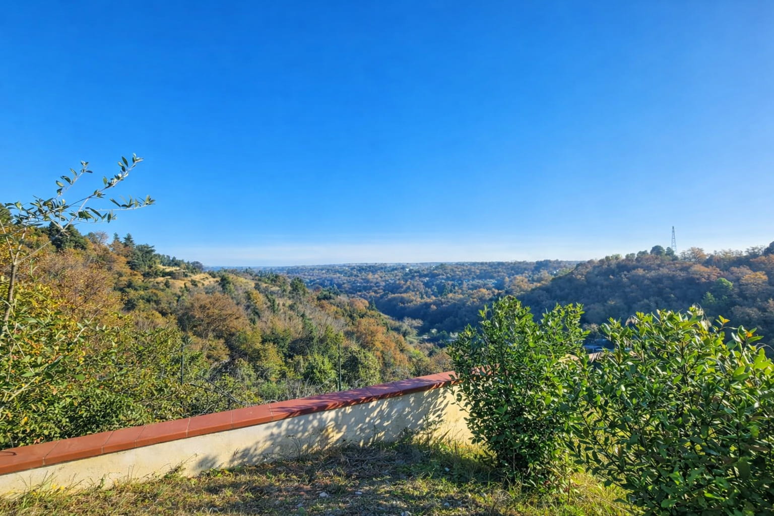 Appartamento in casale vista mare