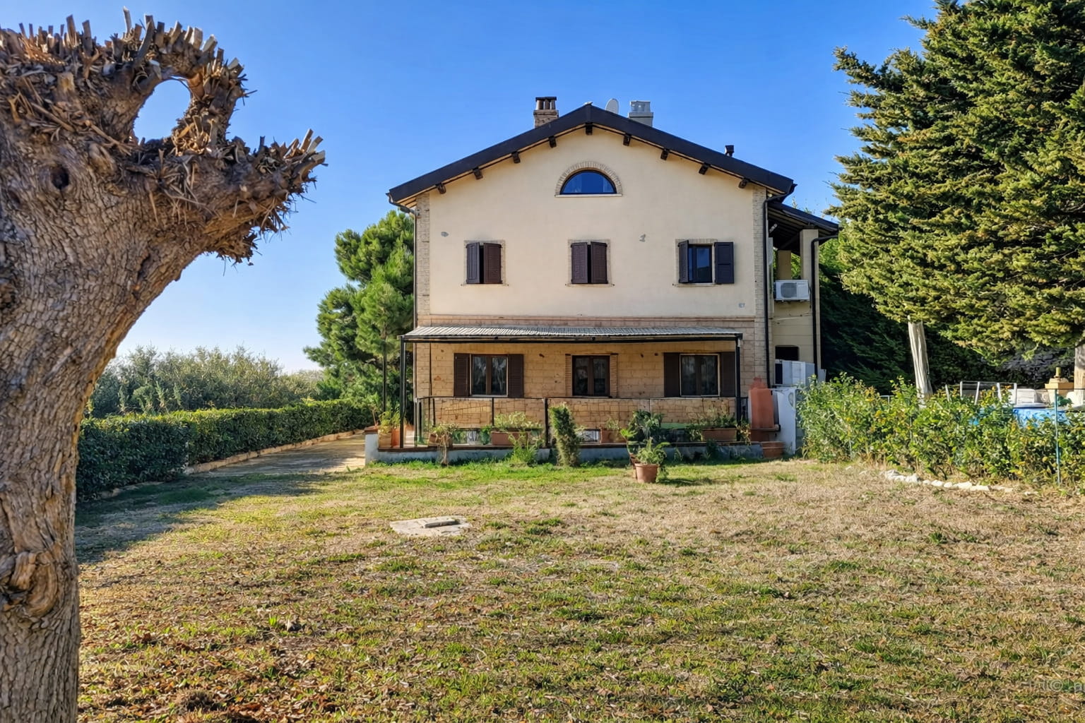 Apartment in farmhouse with sea view